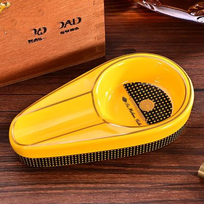 Langer Zigarrenaschenbecher