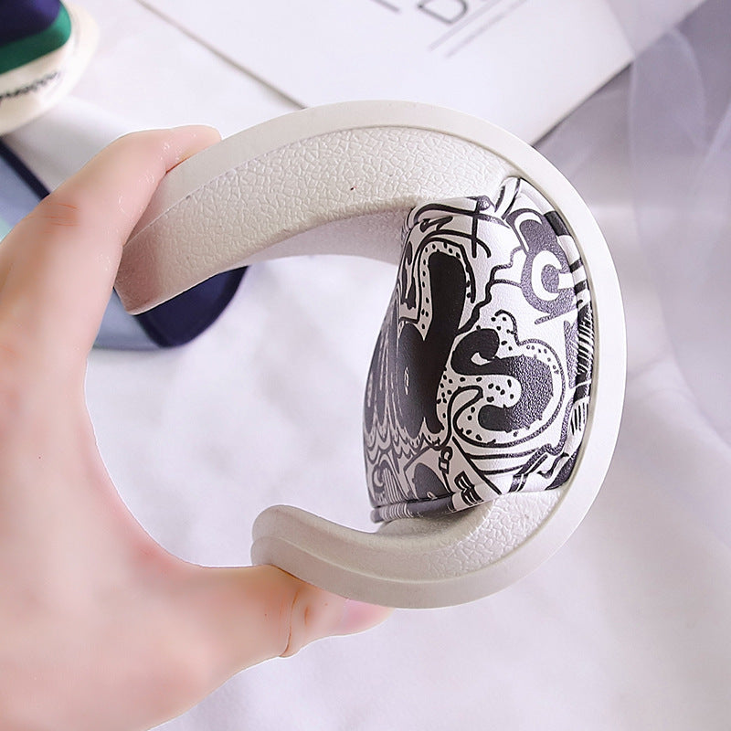 Sommersandalen und Hausschuhe - Shopteufel