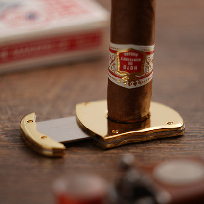 Scharfe Zigarrenschere