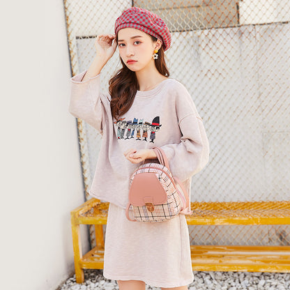 Damen-Rucksack mit Karomuster und Schloss