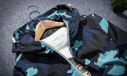 Covrlge Herrenjacke, modische Frühlingsjacke, Camouflagejacke mit Leuchtreißverschluss - Shopteufel