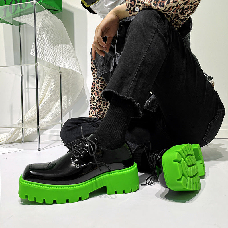 Modische Herren- und Damenschuhe mit eckiger Spitze und dicker Sohle - Shopteufel