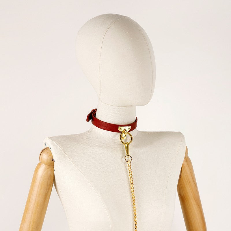 Braunes Bondage-Lederhalsband mit Kettenleine, BDSM-Sklavenspielzeug-Fetisch - Shopteufel
