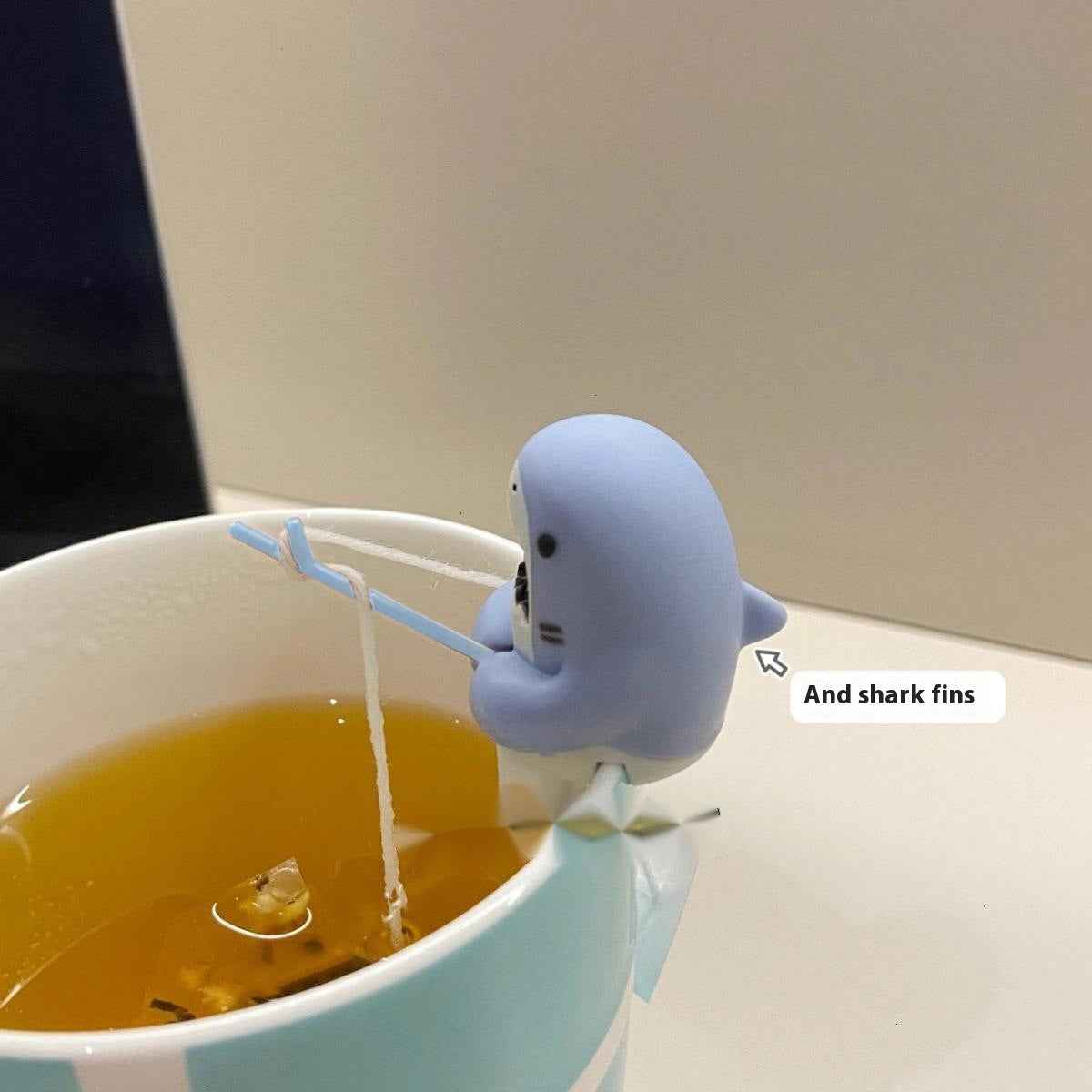 Shark Fishing Tea Infuser Pet Cup Edge Hanging Cartoon Animals Shape Ins Style Home Decor Multifunctional Tea Accessories Tools - Shopteufel