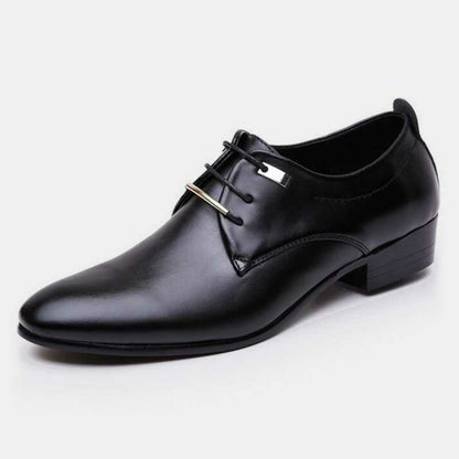 Hochwertige neue Herren Schuhe aus Leder, Brogue-Stil, spitz zulaufend, Oxford-Stil - Shopteufel