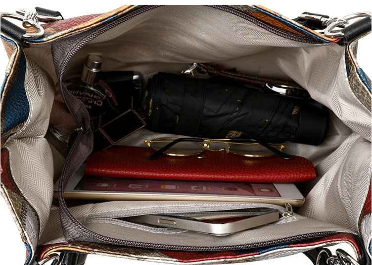 Retro-Schultertasche mit geometrischem Muster und farblich abgestimmten Details - Shopteufel