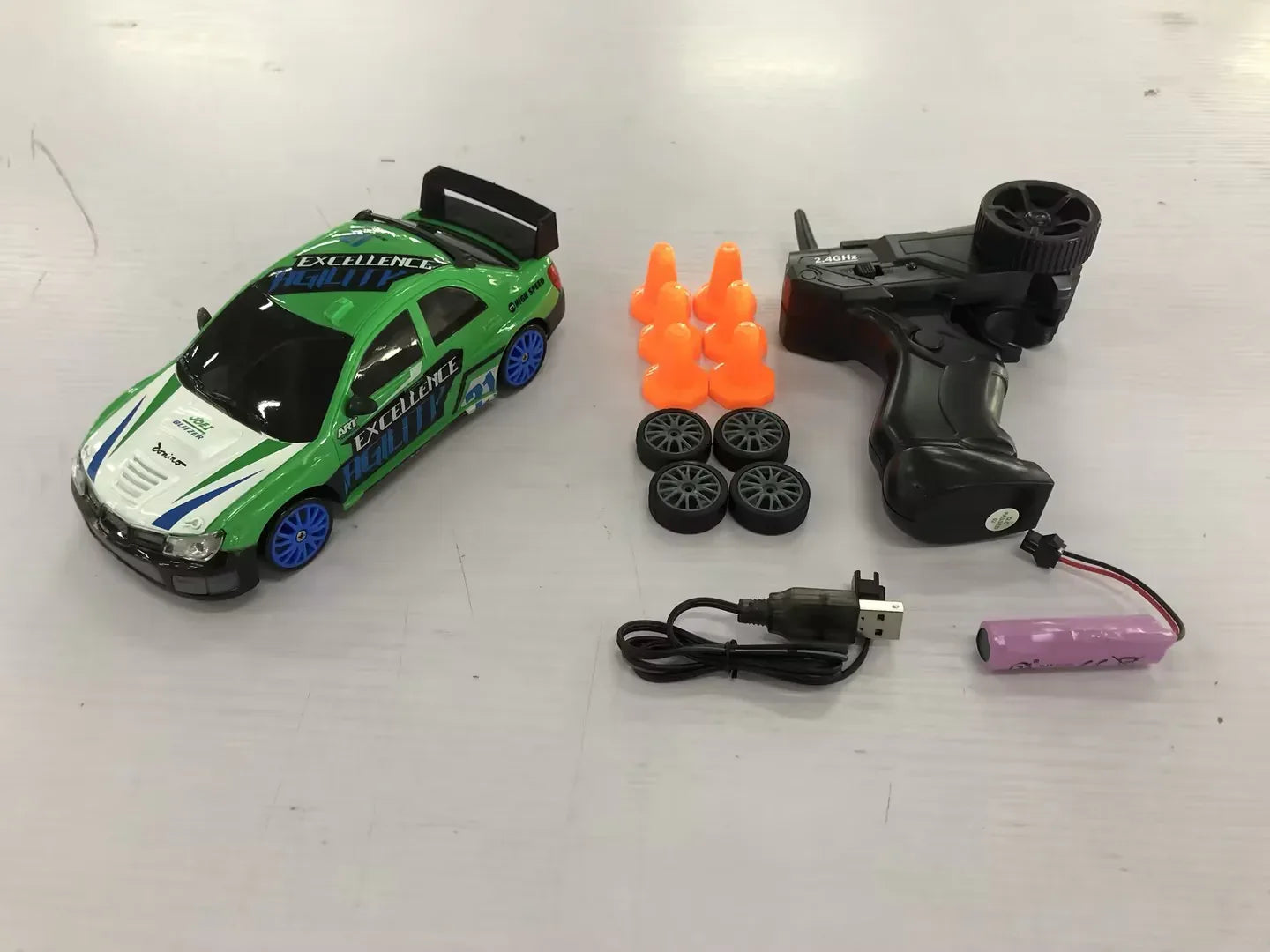 Drift-RC-Car, ferngesteuertes GTR-Modell für Kinder - Shopteufel